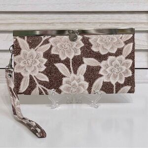 Y2K Forever 21 Floral Clutch Wristlet PRICE FIRM